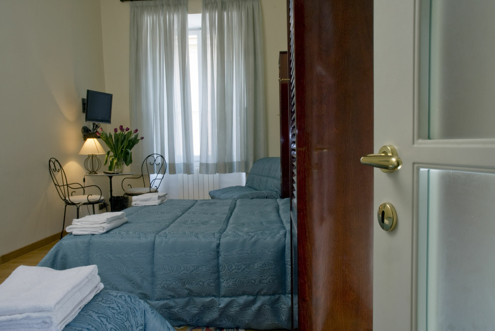 Vatican Studio Apartment Рим Экстерьер фото